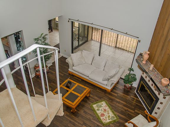 2nd image of 4703 Puritan Cir