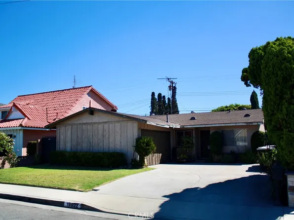 19022 Ibex Ave, Artesia, CA 90701