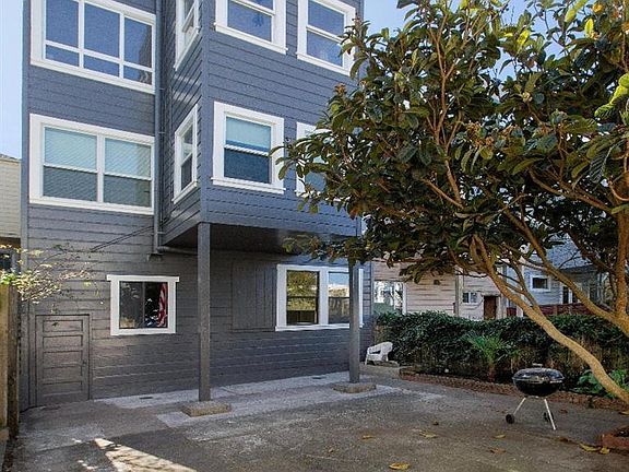 2nd image of 614 Cabrillo St