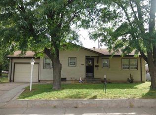 2208 Thompson Ave, Dodge City, KS 67801