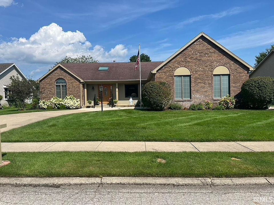 1st image of 6118 Old English Ct