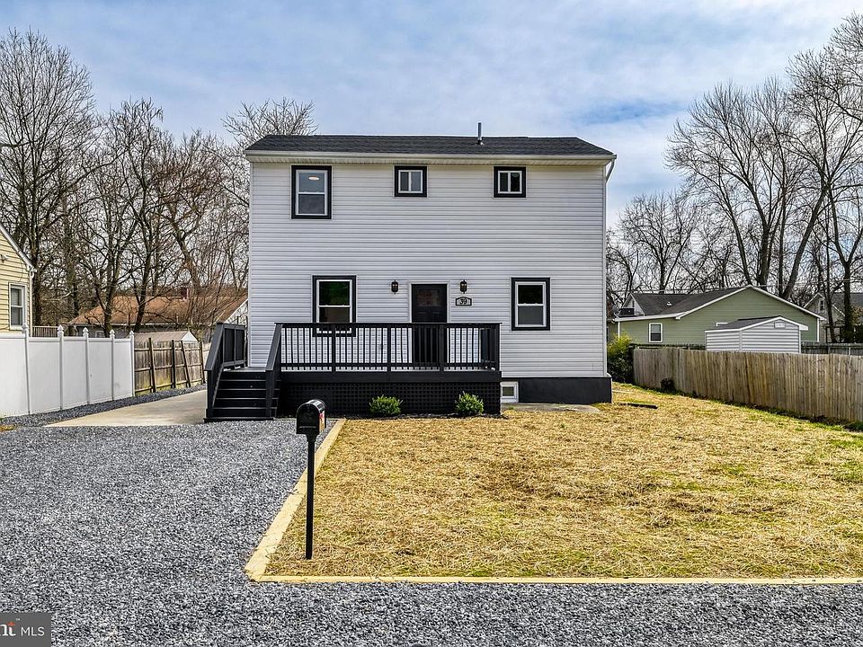 1st image of 39 Transverse Ave