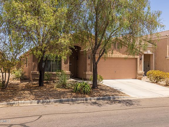 3rd image of 23583 N DESERT Drive
