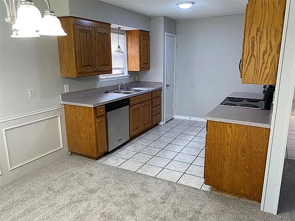 2nd image of 441 Hovenkamp St