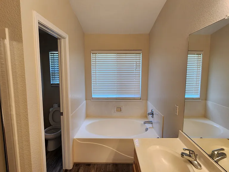 9919 Tarzo Way — Photo 23