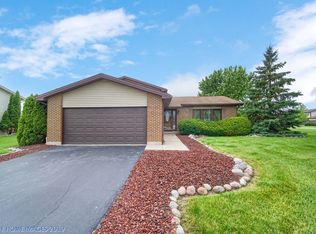 7513 W Tartan Rd, Frankfort, IL 60423