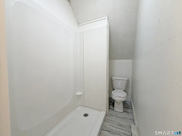 21-23 George St #2 — Photo 18