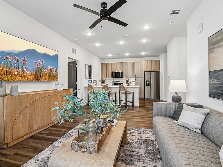 Velara Luxury Apartments — Photo 44
