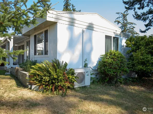 1361 NE Goldie Road #2, Oak Harbor, WA 98277