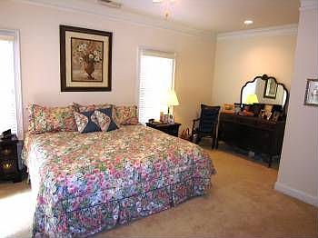 4th image of 481 Sletten Dr