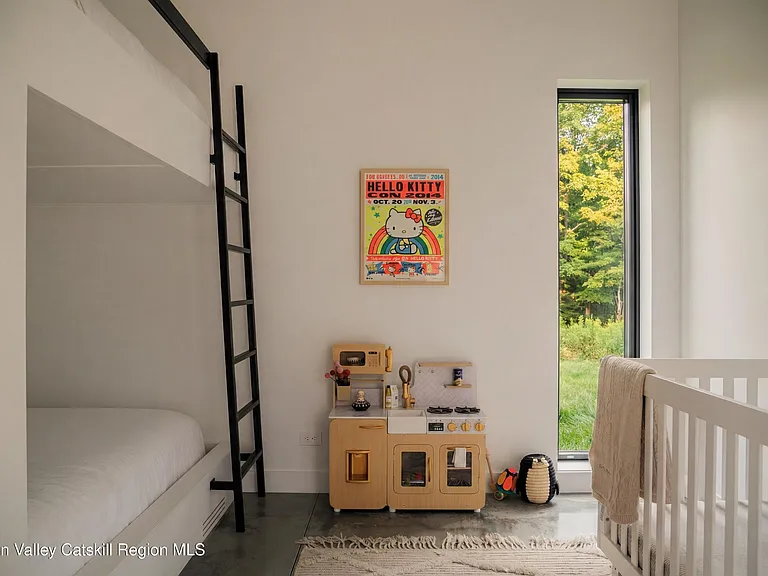 279 Tompkins Rd — Photo 16