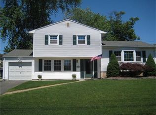 1315 Seneca Rd, North Brunswick, NJ 08902