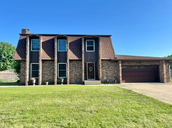 107 Hilltop St, Colona, IL 61241
