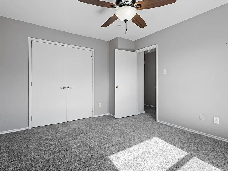 308 Deer Run Dr — Photo 12