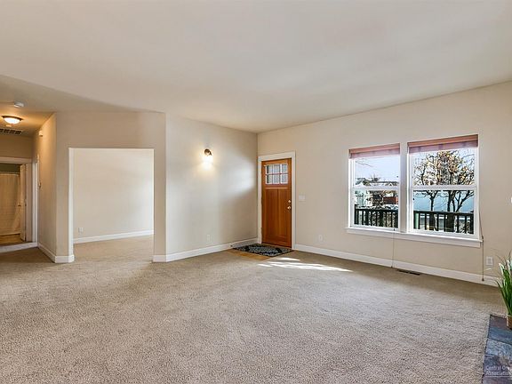 5th image of 61239 Fairfield Dr