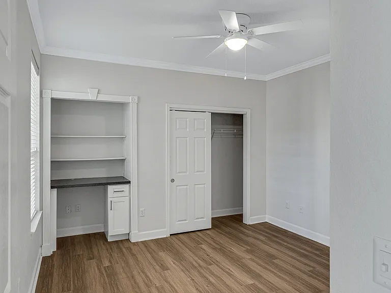 The Palazzo Apartments — Photo 13