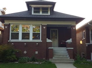 4940 N Kildare Ave, Chicago, IL 60630