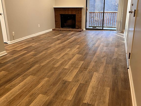 2nd image of 1649 Summer Run Dr Unit 22