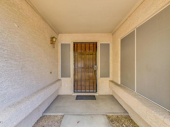 4th image of 8559 W Willow Ave