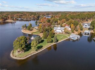 515 Oak Pointe Dr, Semora, NC 27343