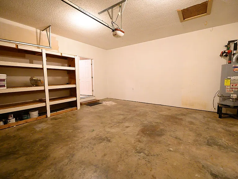 3325 Timberwolf Ave — Photo 10