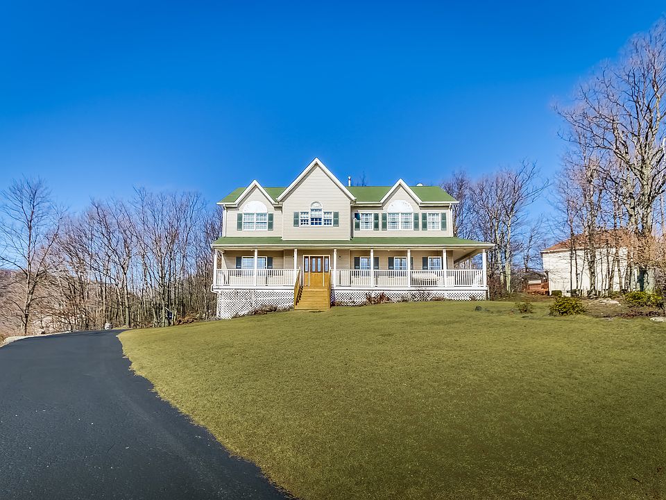 1st image of 78 Halley Dr