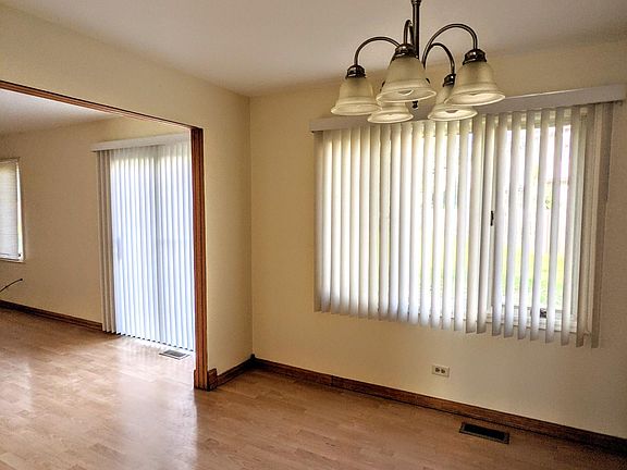 Dining Room open layout to Family Room