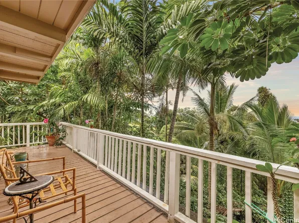 51-415 Maumauluukaa St, Kaaawa, HI 96730