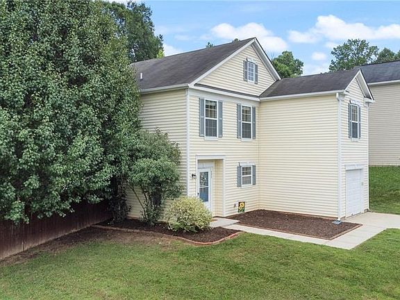 2nd image of 535 Lakewood Glen Ct