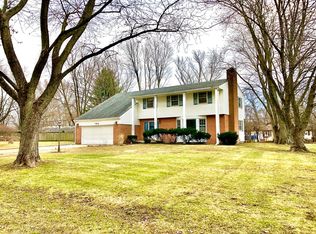 102 Julie Dr, Kankakee, IL 60901