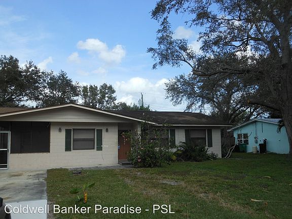 2nd image of 7402 Cabana Ln