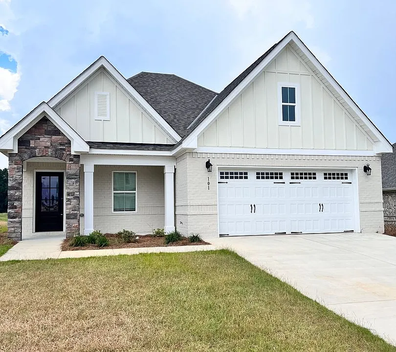 101 Hunters Hill Way