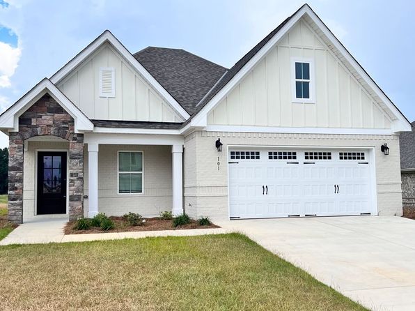 101 Hunters Hill Way