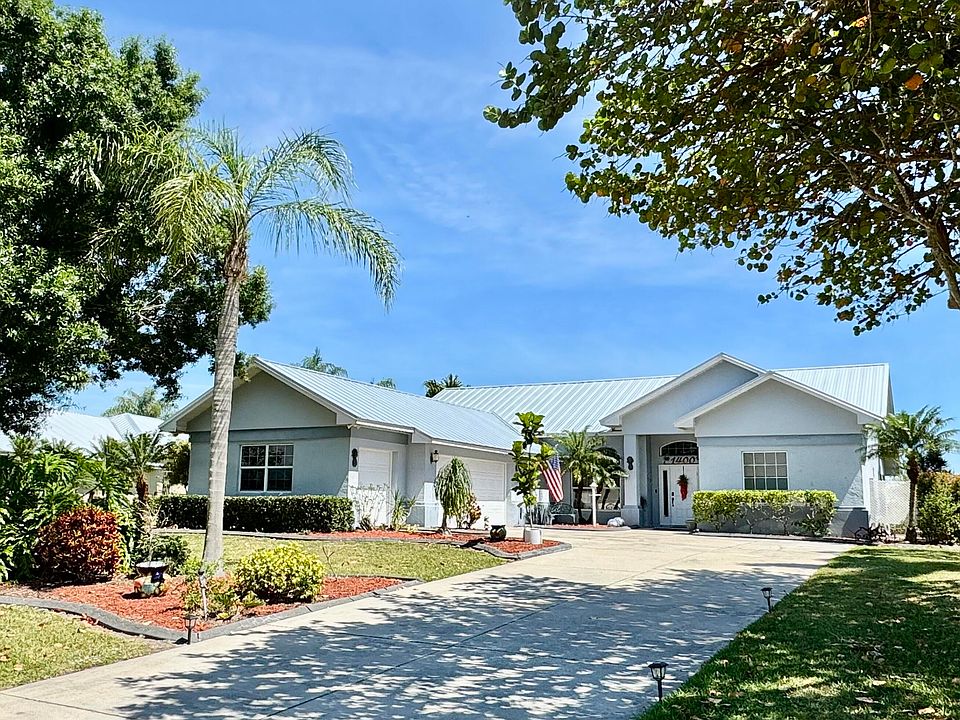 1st image of 1400 SE 21st Street