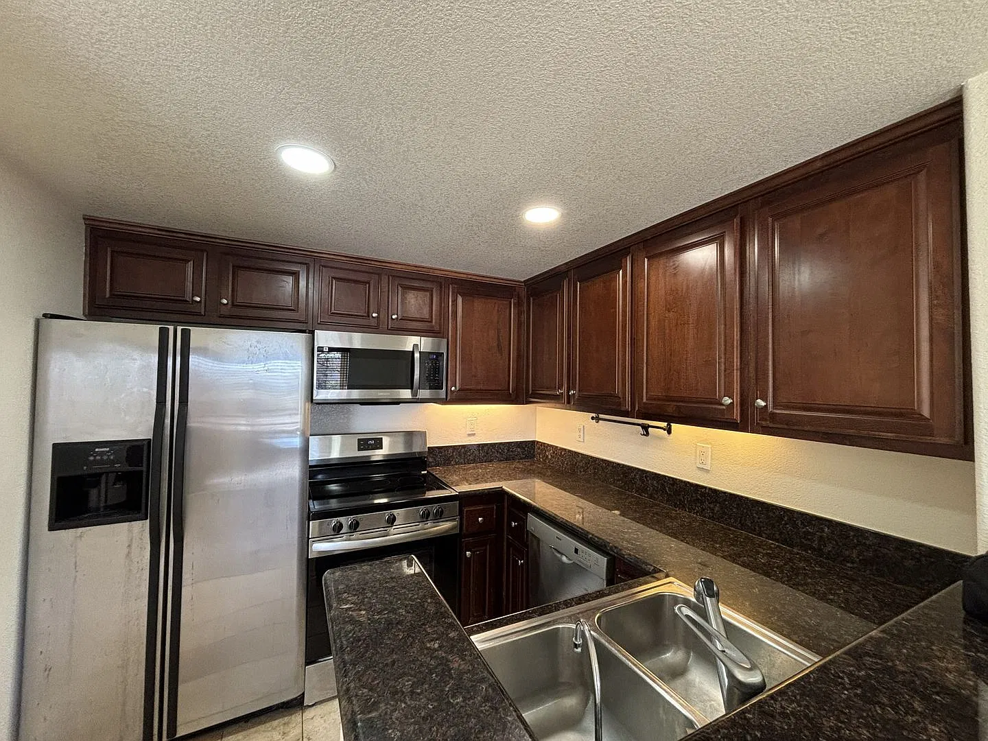 Two Story Condo in UTC — Photo 4