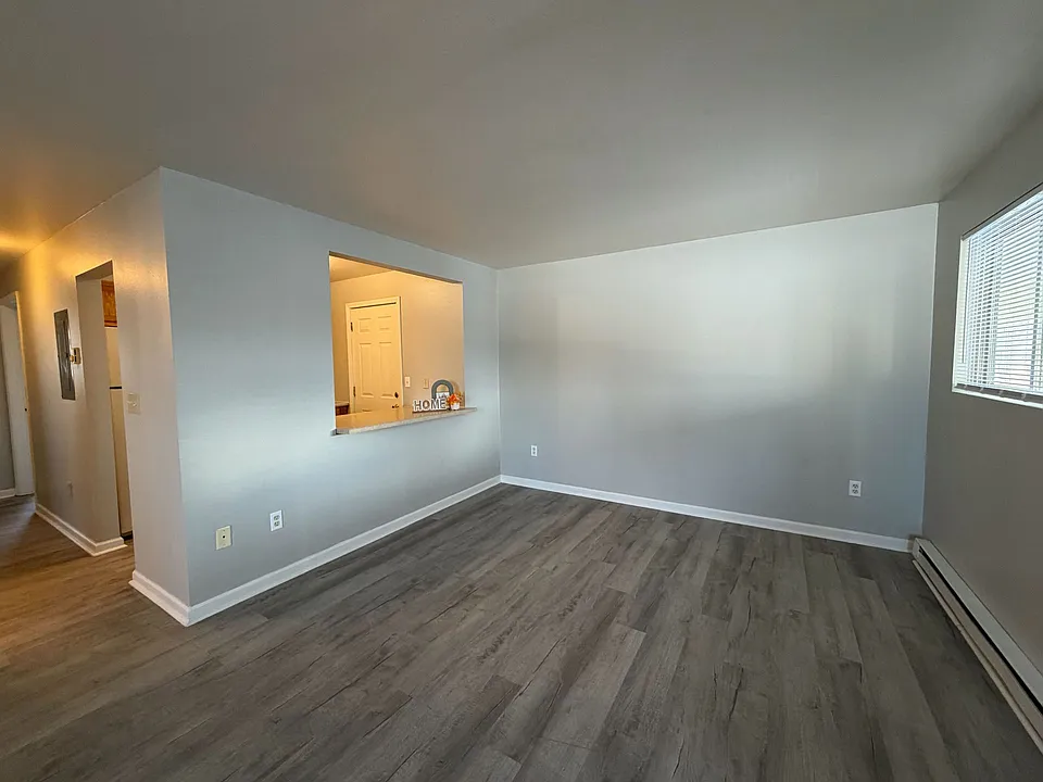 250 Lewis Ln