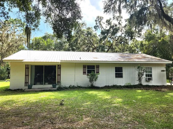 10740 NE 224th Place Rd, Fort Mc Coy, FL 32134