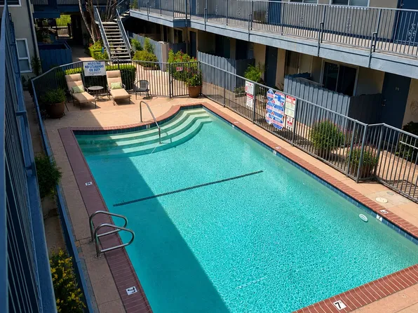 18337 Kittridge St #4, Reseda, CA 91335