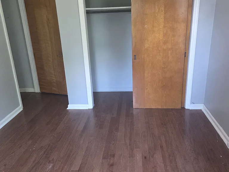 2nd bedroom closet