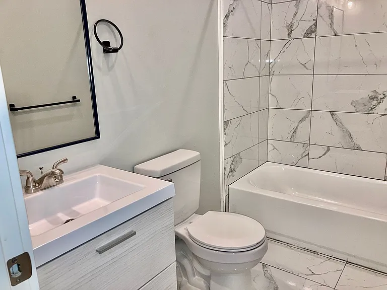 5437 Baltimore Ave — Photo 8