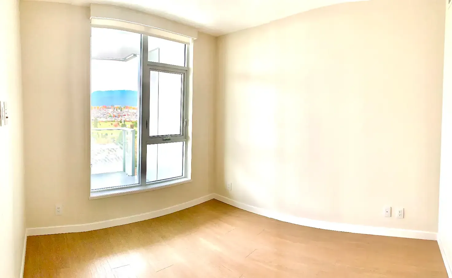 2 bed, 945 sqft, $3,500 — Photo 2