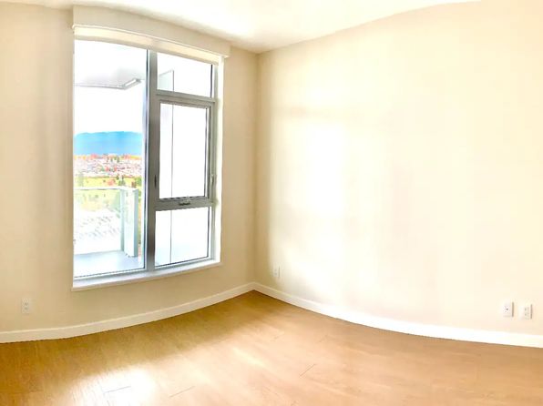 2 bedroom rental in Burnaby — photo 9