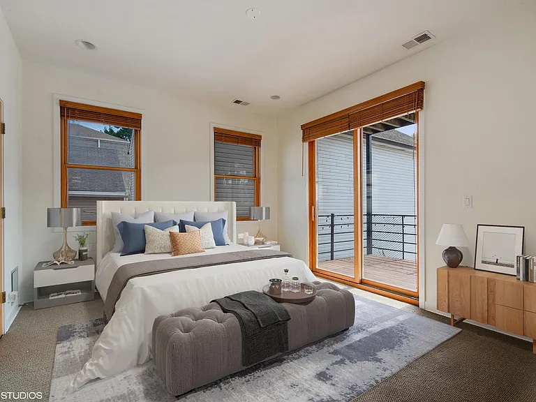 1036 N Wolcott Ave #2 — Photo 4