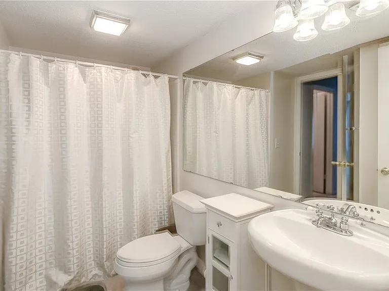 44 Rumson Ct SE — Photo 14