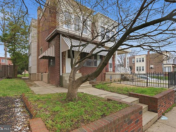 2nd image of 537 Robbins St