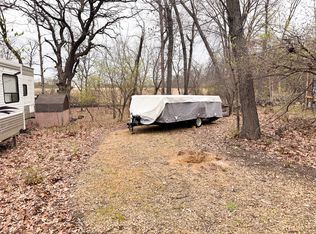 15/172 Woodhaven Dr E, Sublette, IL 61367