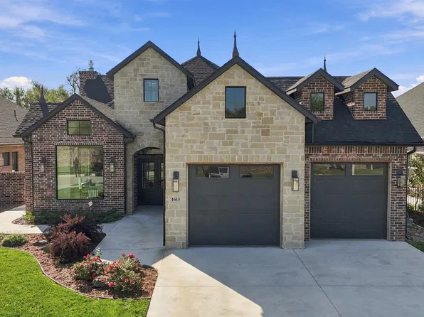 1613 W Rockhill Pl, Andover, KS 67002