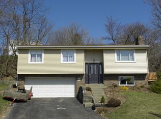 3117 Julie Dr, South Park, PA