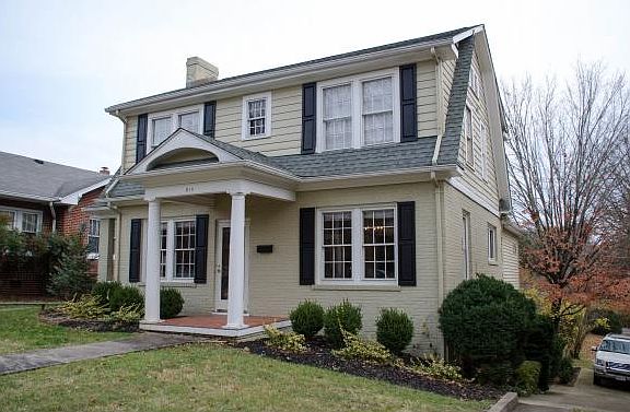 2nd image of 810 Arlington Ave