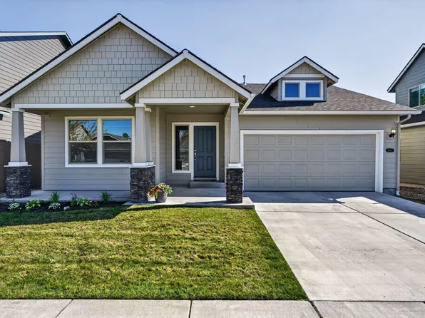 3023 NE Red Oak Dr, Bend, OR 97701